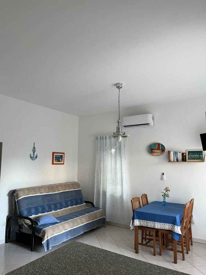 Villa Claudia Beach Apartment Premantura Exterior foto